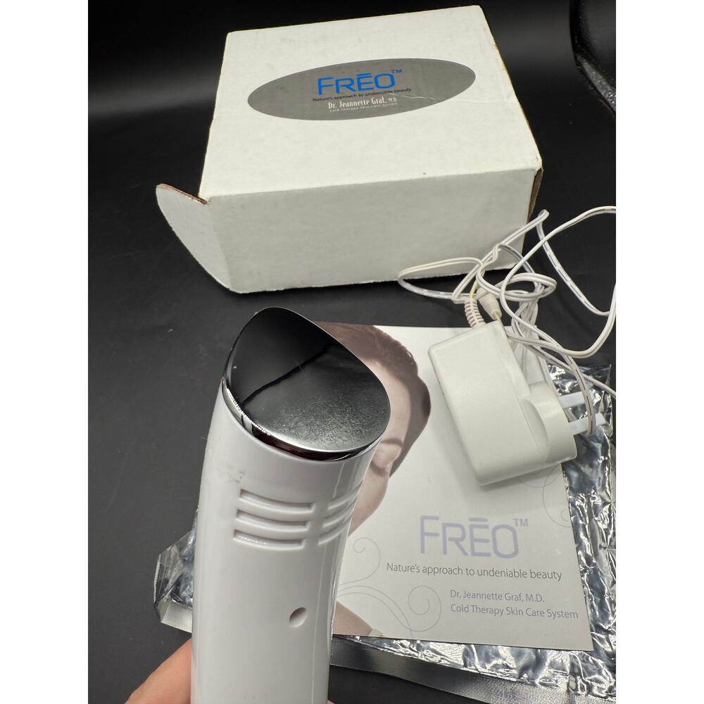 ๐ง FREO Cold Therapy Facial Skin Care System Boxed Beauty Device Spa Tool Kit - Picture 3 of 4